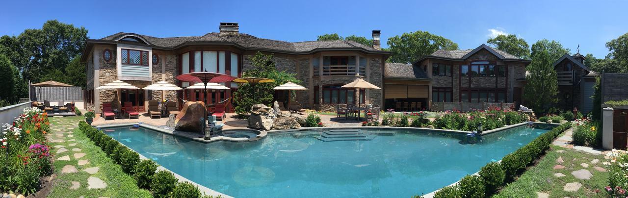 Art House 4*